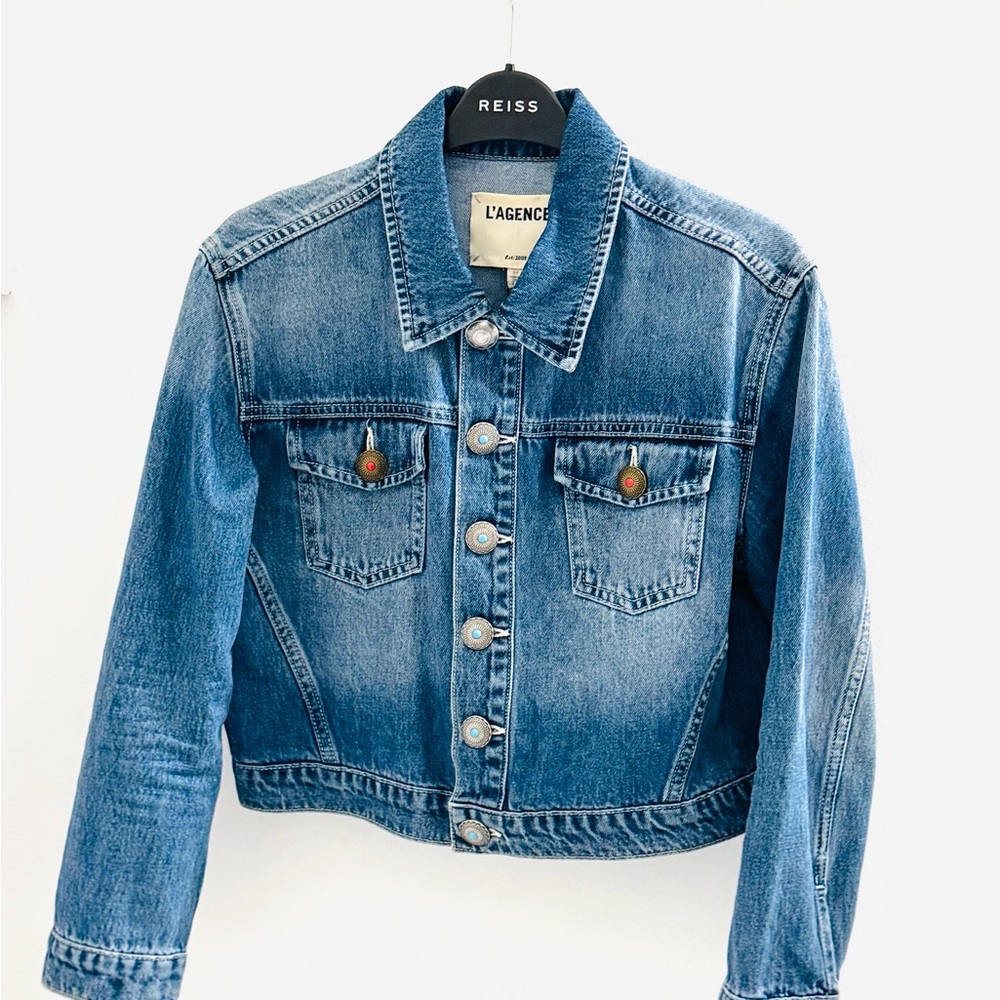 L'AGENCE
Koda Cropped Denim Jacket - Picture 5 of 11